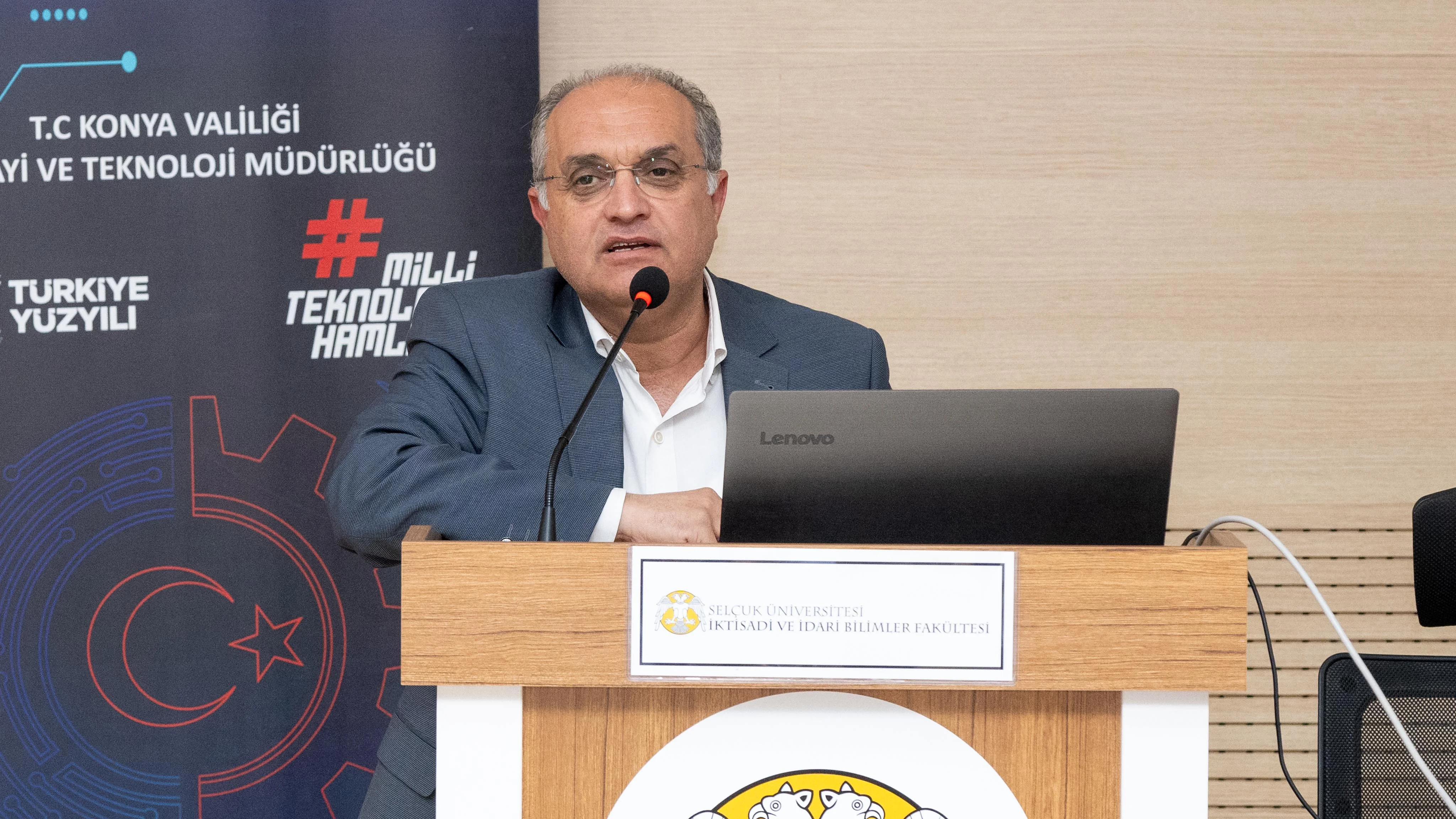 Selçuk Üniversitesinde üniversite-sanayi iş birliğini güçlendirecek buluşma